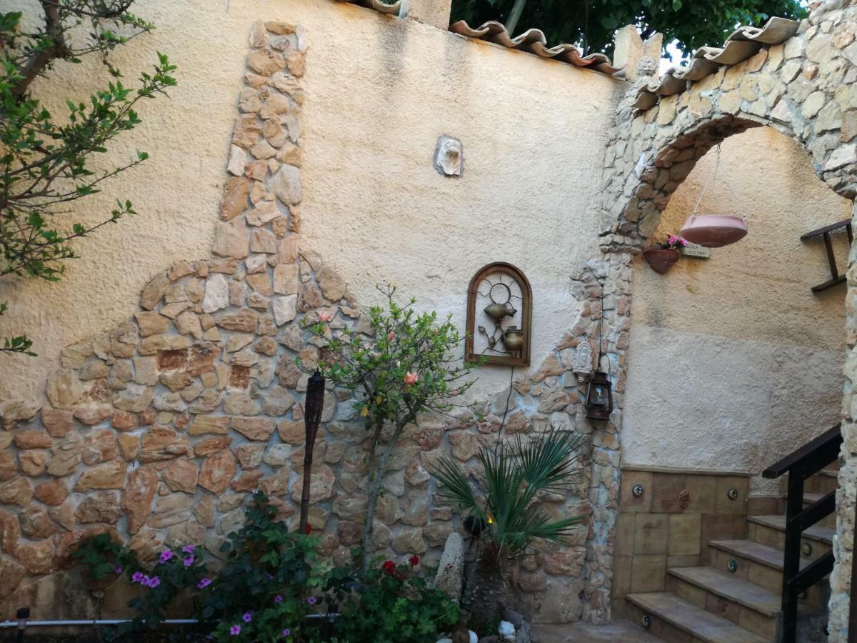 Вілла Casa Vacanze Mediterraneo Тре-Фонтане Екстер'єр фото